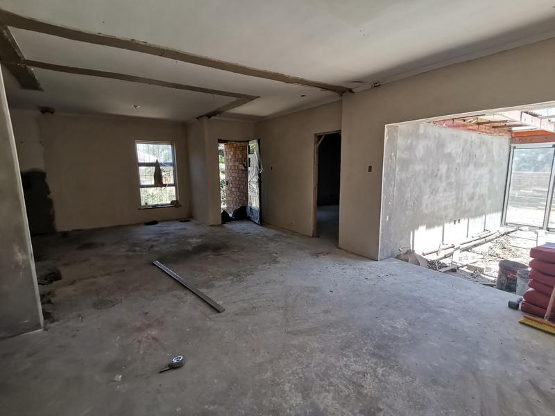 To Let 4 Bedroom Property for Rent in Welgelegen Western Cape